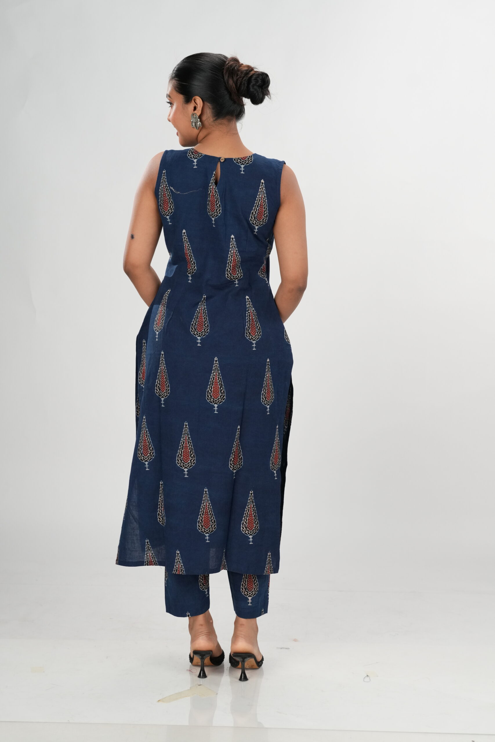 Blue Leaf Ajrakh Co-Ord Set - Image 7