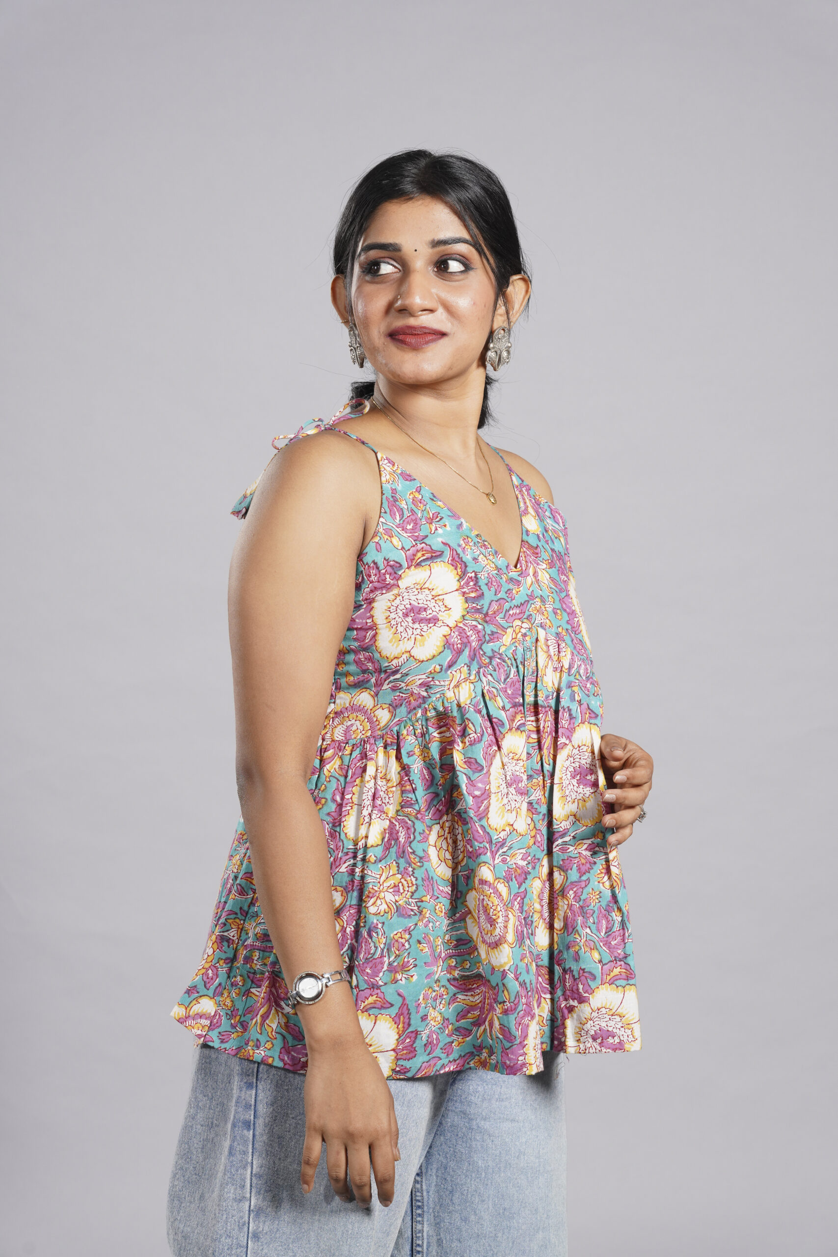 Teal Floral Muse Top - Image 4