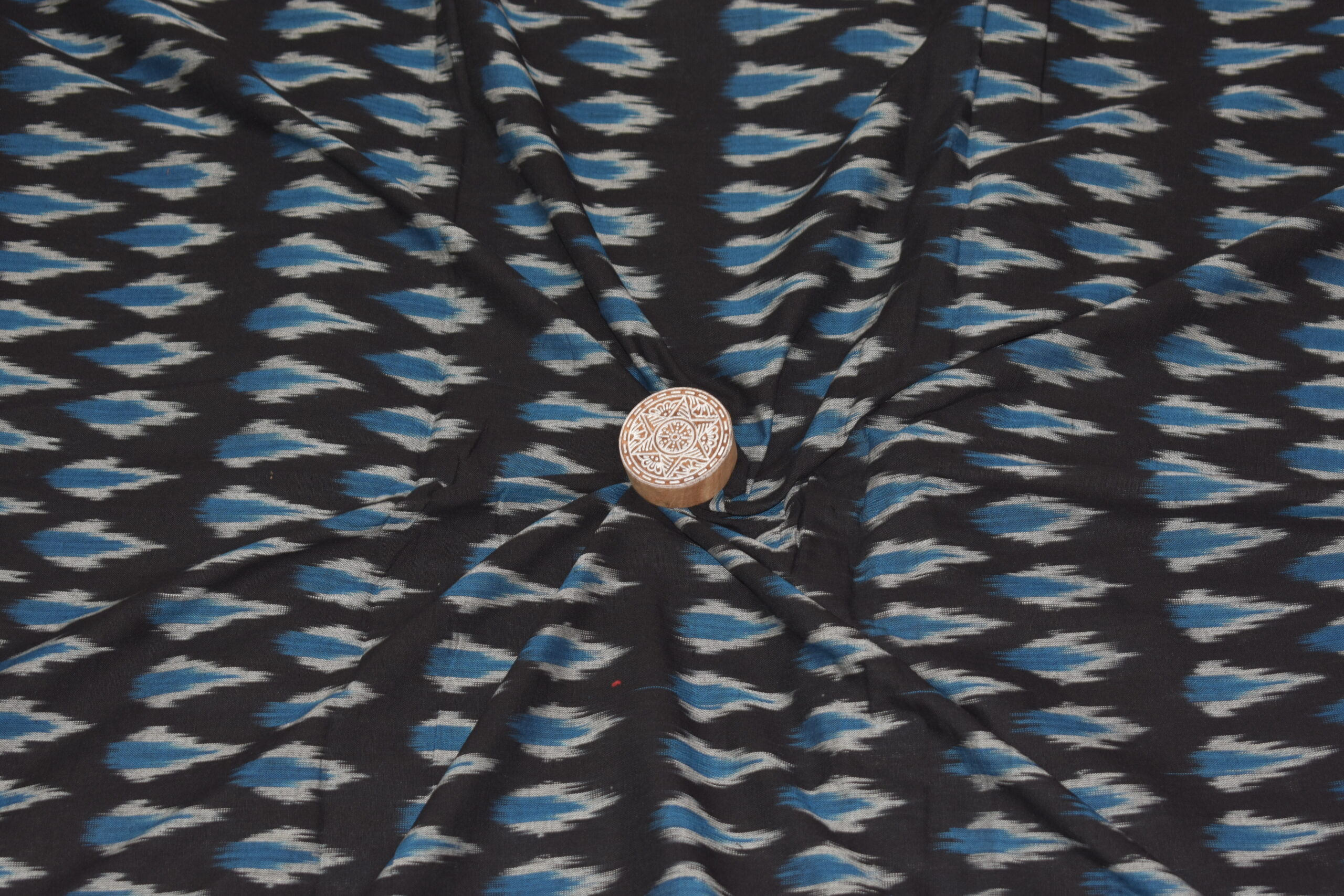 Single Ikat - Image 3