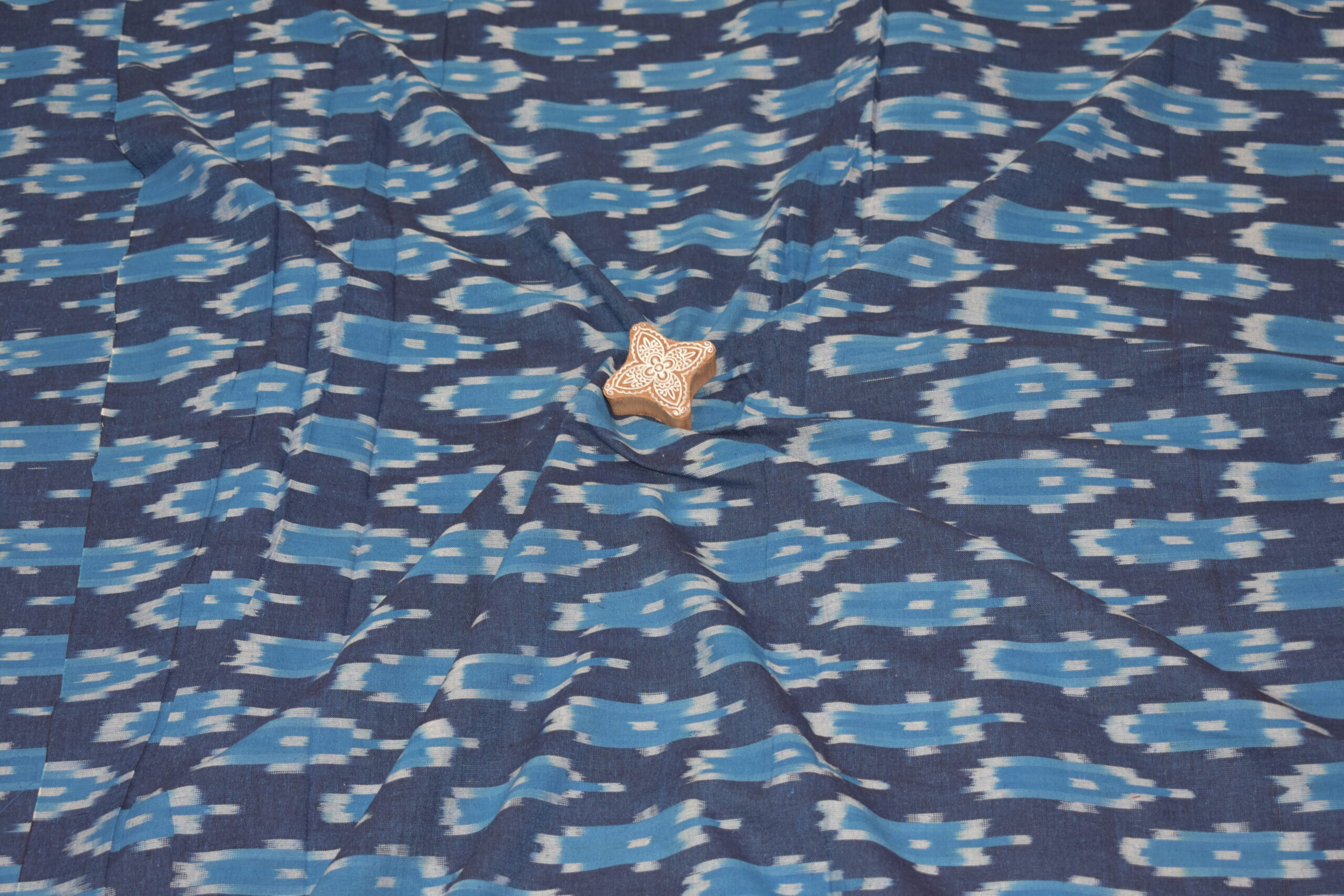 Single Ikat - Image 2
