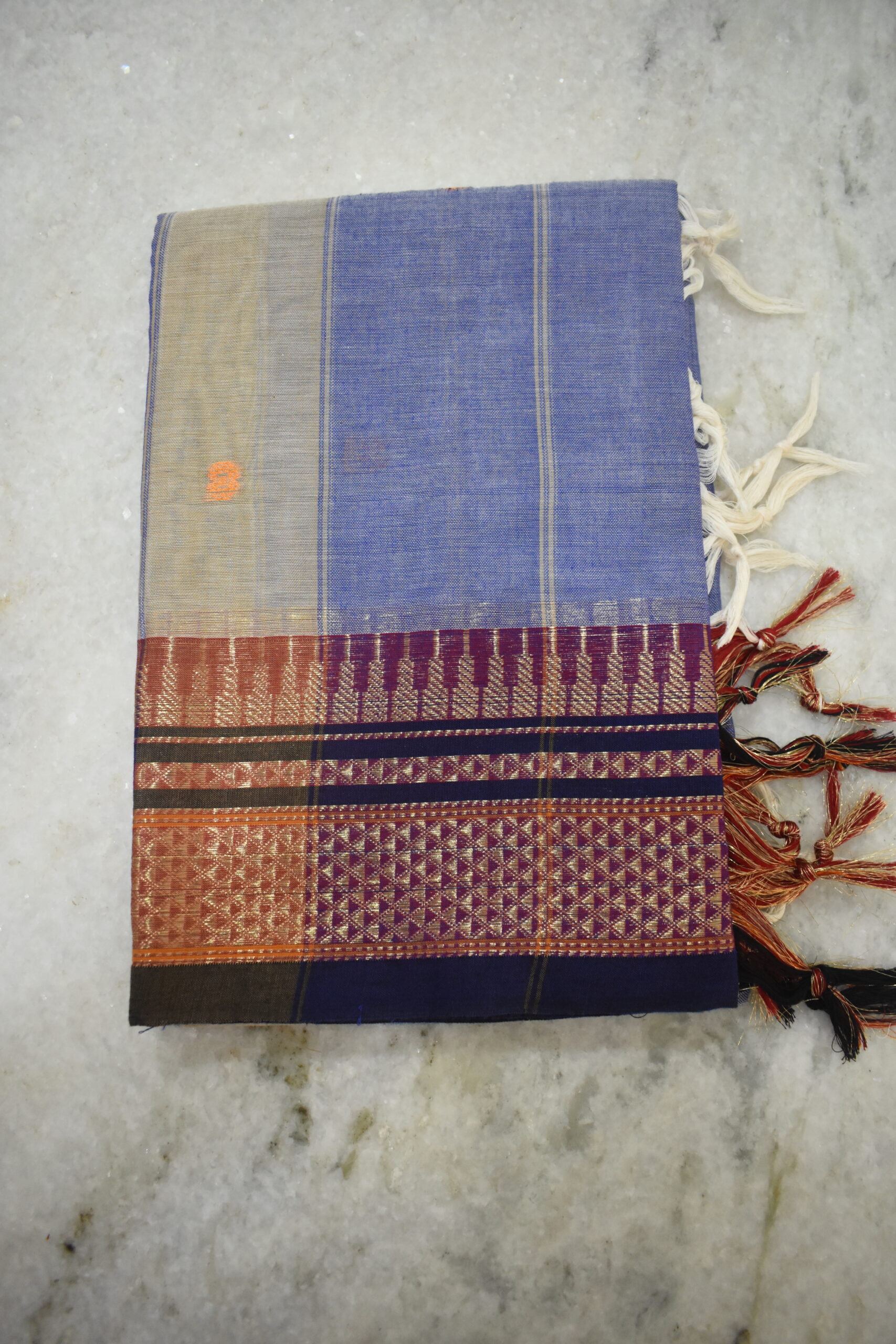 Narayanpet Peshwai Butta Cotton Suit Set - Image 3