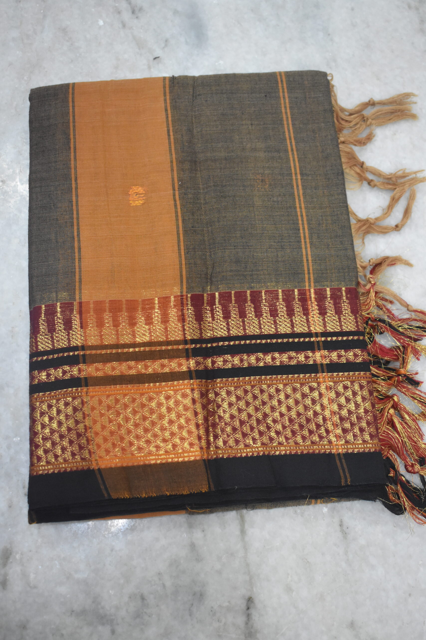 Narayanpet Peshwai Butta Cotton Suit Set - Image 3